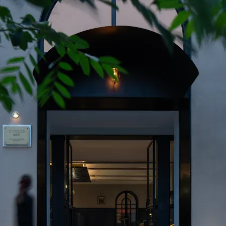 Unique Hotel (Changsha Wuyi Square Shuyuan Road Branch)
