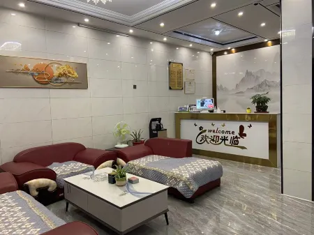 Xingyu Hotel Отели рядом со станцией Huangmeidong Railway Station