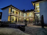Maijishan Warm Farmhouse
