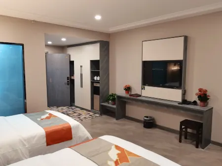 Chaka Shanshui Hotel