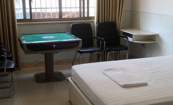 Baiqiang Business Hotel