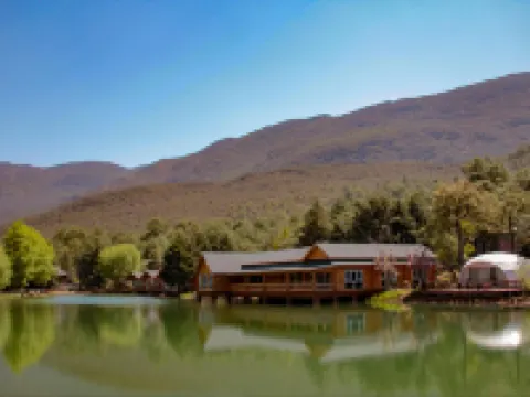 Lijiang Dongbagu Automobile Tourism Camp Hotels near Yulong Snow Mountain Ropeway