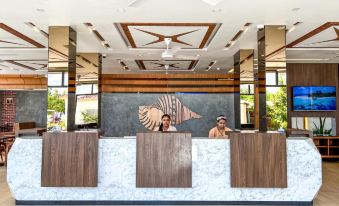 Triton Prestige Seaview and Spa