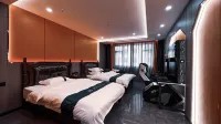Snail    Esports  Hotel