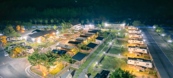 Huangyao Ancient Town RV Travel Homestay Hotels in Zhaoping