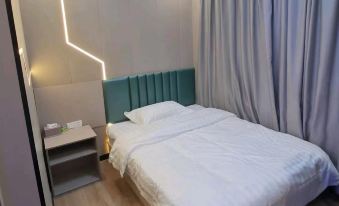 Ruguangge Electric Sports Hotel (Qufu Kongfu Shop)