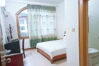 Sunshine Hotel (Beer Square Store)