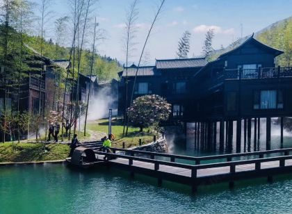 雲冰山雲上山居客棧
