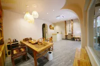 寂憶茶民宿（柳州柳南萬達廣場民鑫市場店）