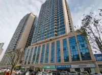 LeDing Hotel (Zhengzhou Erqi Square David City Branch) Hotels near Block B, Times Square, Ginza