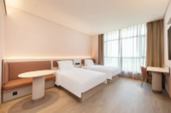HanTing Hotel (Cangzhou Convention and Exhibition Center)