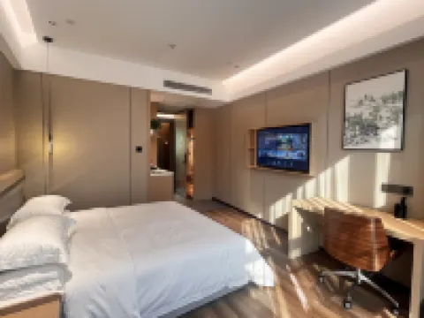 Xinyu Four Seasons Genting Hotel