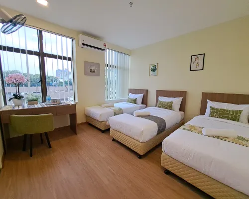 SCC Hotel PJ Hotels near UMMC