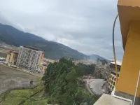 Dongyang Junyue Hotel - Bergblick