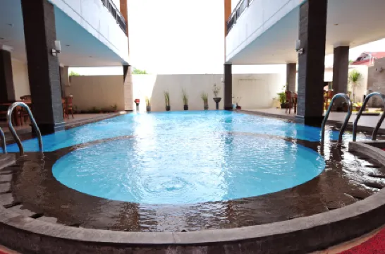 Grande Hotel Lampung Отели в г. Бандар-Лампунг