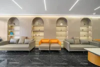 Yunren Hotel