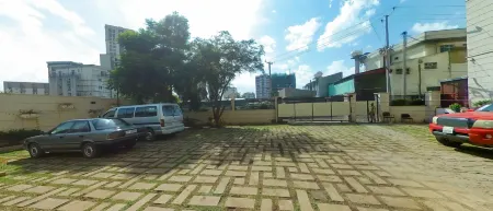 Addis Ville Hotel Apartment Отели в г. Аддис-Абеба