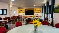 那拉提河谷宿景北山民宿 - 水上樂園