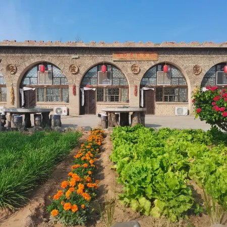 fangxiaohu farmhouse courtya