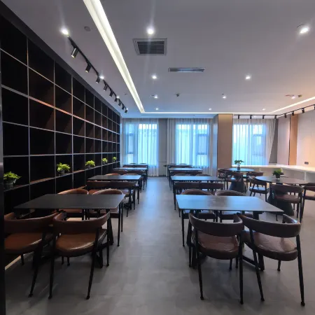Sayram Lake MJ HOTEL