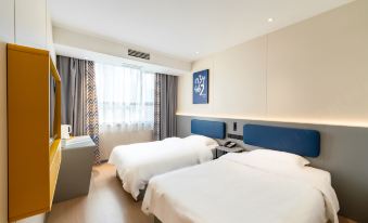 7 days Quality Hotel (jinniuwan store of Yangzhou Jiangdu East passenger station)