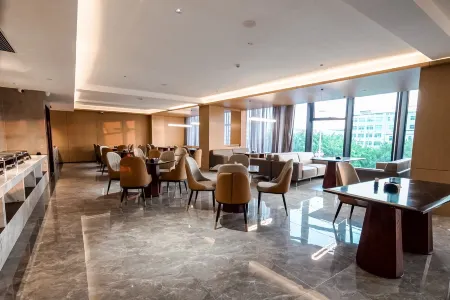 KIALLEN HOTEL Отели рядом с достопримечательностью «Kelong Trees Garden»