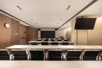 Weihai Torch Eight Street Shandong University Atour Hotel