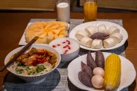 YIQUAN RIVERVIEW B&B — Riverside Views, Ancient Bridge & Historic Well (TUO RIVER, YUNQIAO) - servizio colazione