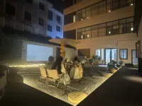 The hidden wood - parking