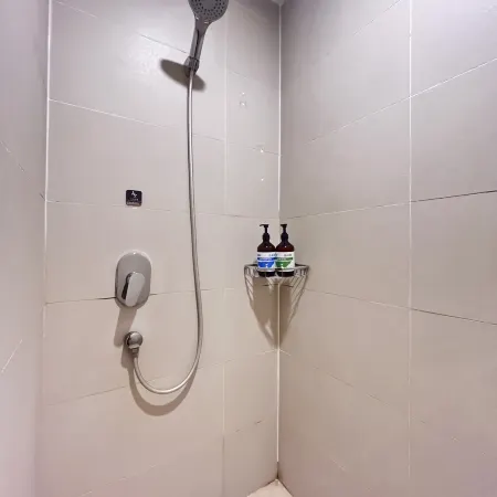 BF Express Hotel (Daqing Tieren Square)