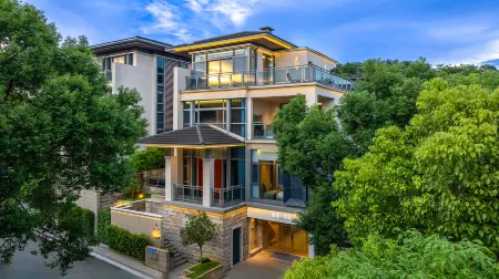 Wo King Spring Villa, Conghua Hot Spring, Guangzhou Отели рядом с достопримечательностью «Hedao Park （South Gate）»