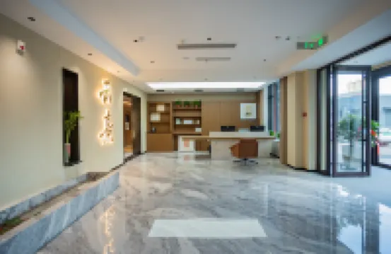 Jinzhou Yunxi Hotel (Donghu Park Branch)