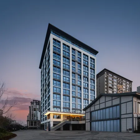 Atour Hotel, Longmen Avenue, Longmen Station, Luoyang