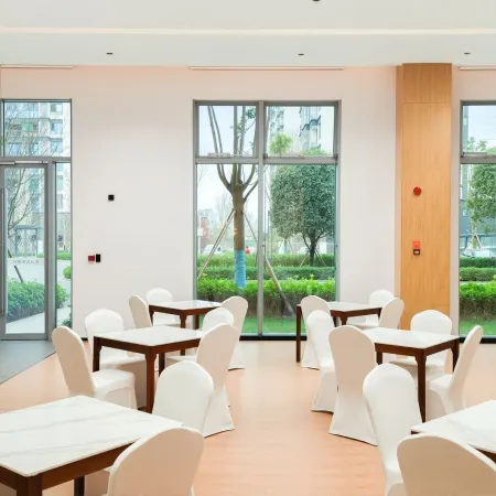 B Building Hotel