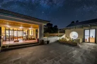 A Glowing mountain homestay