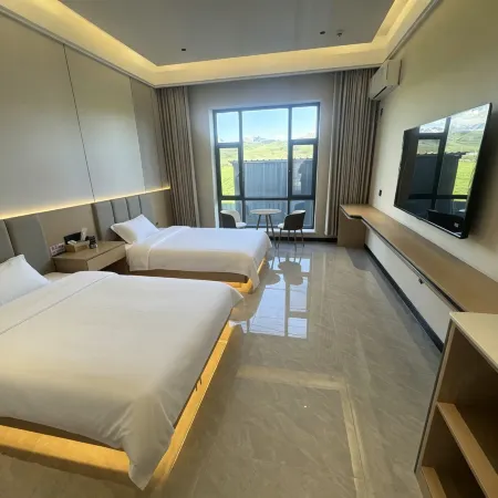 Heifeng Xiaozhu Homestay (Bee Town)