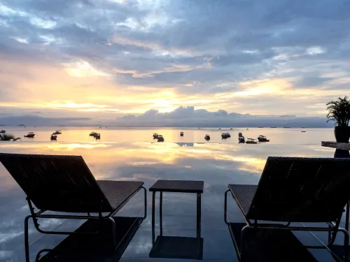 Haijiayuan • Tonghai Shiqu Resort Hotel (Huidong Xunliao Bay Hai Shijie Branch) - 2-Star