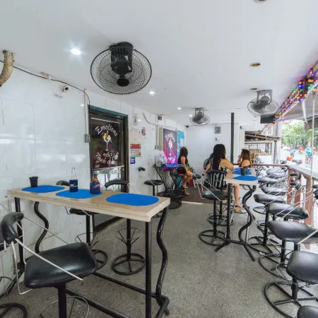 RedDoorz @ Clarkview 21st Street Angeles City