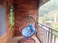 建始花坪镇聚丰园山庄 - 木楼温馨家庭房