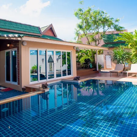 Baan Manuchang Villa