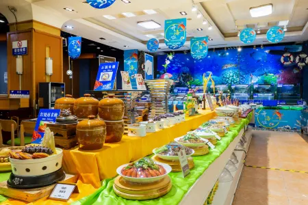 Fenghua International Garden Hotel Отели в г. Дуньин