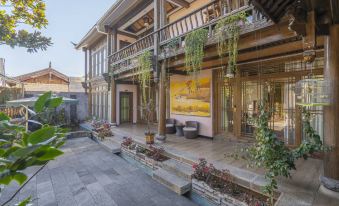 Floral Hotel·Lijiang Yunxinzhu Hotel (Shuhe Ancient Town Sifang Street Store)