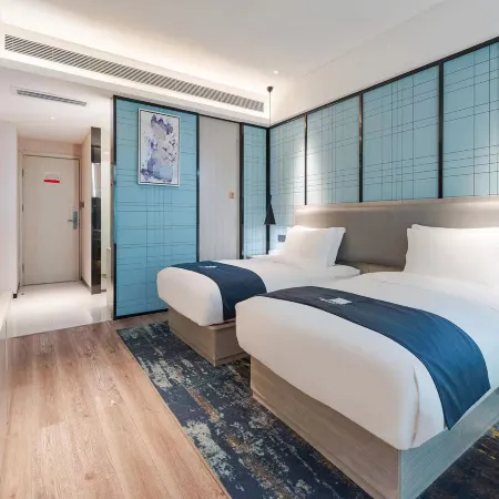 Echarm Hotel (Beihai High-Speed Railway Station International Passenger Port)