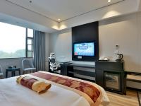 丰城莱特国际酒店 - 高级大床房
