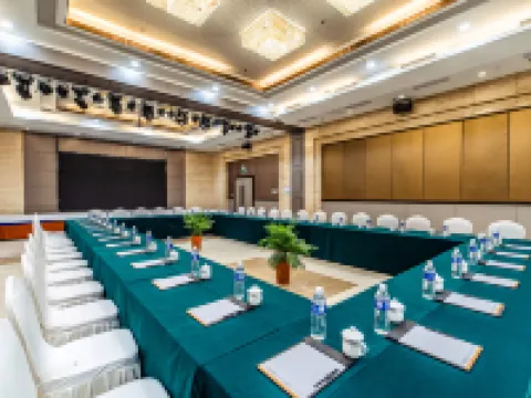 โรงแรมนานาชาติหยู่เฟิง โรงแรมในหยุนเหมิง