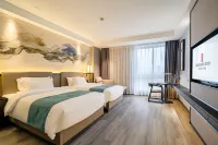 Rezen Dong Hotel (Huzhou City Center High-speed Railway Station Store)