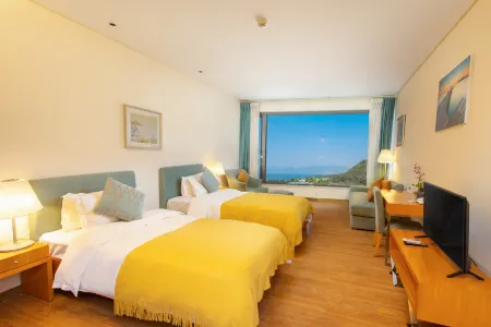 Shangjia Hotel (Fuxian Lake Branch) Отели в г. Ченцзиан