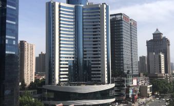 IU Hotel (Xi'an DaYanta Xiaozhai Saige Metro Station)