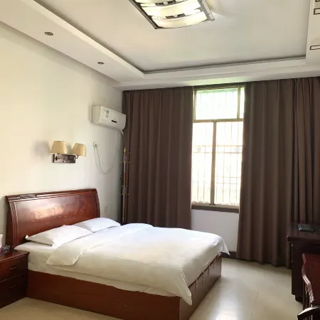 Ningxiang Zhongtian Hotel