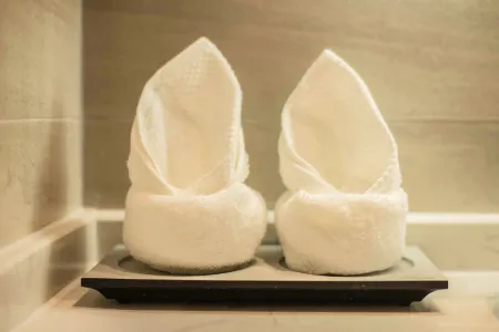 Lavande Hotel(Baicheng Railway Station Pedestrian Street) Отели в г. Байчэн